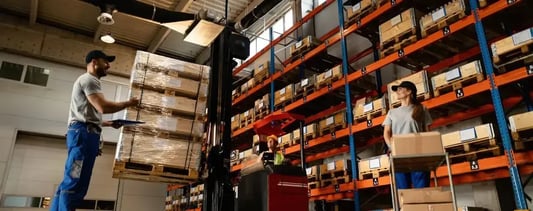 How a 3PL Can Help You Manage Seasonal Demand