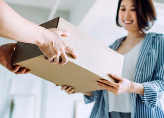 6 Ways the Right 3PL Enhances Consumer Experience | QuickBox